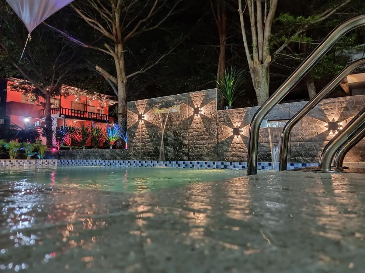 Tc Theme Park Guest House Kuantan Exterior photo
