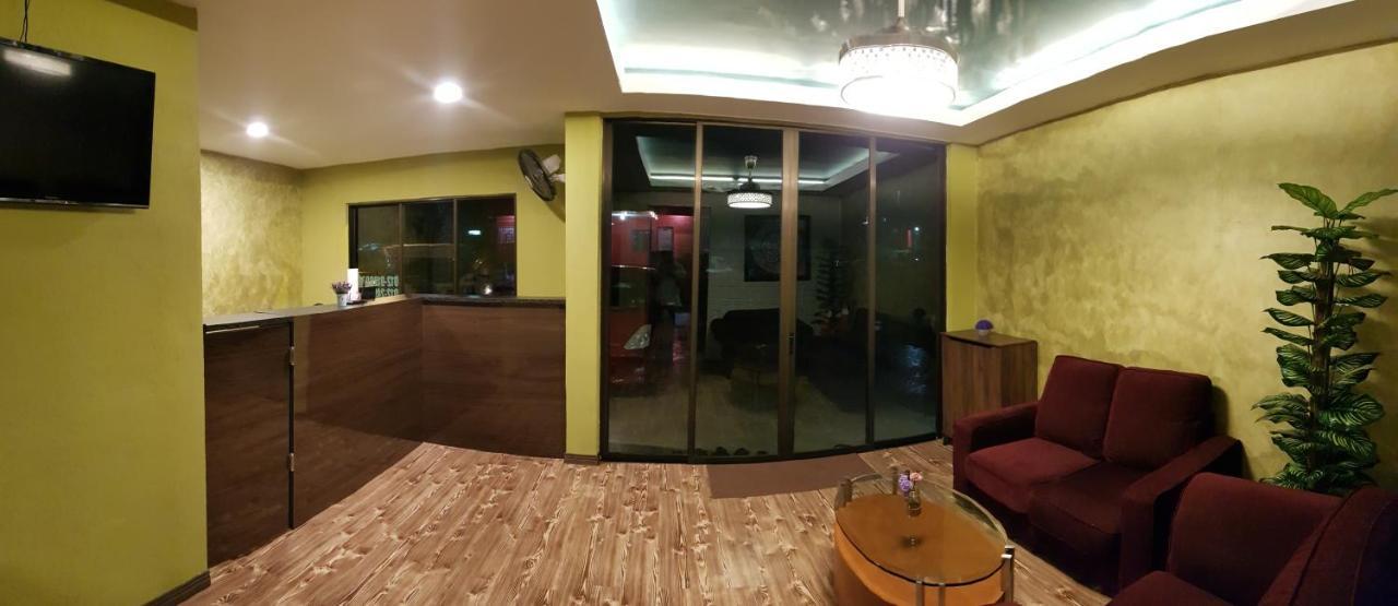 Tc Theme Park Guest House Kuantan Exterior photo